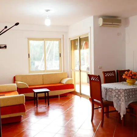 Apartment Angolo Di Mare